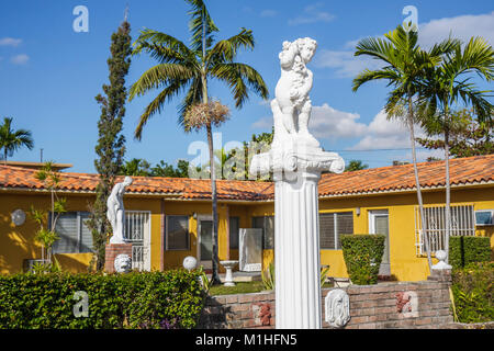 Miami Florida, Little Havana, Eigentumswohnungen Eigentumswohnungen Eigentumswohnungen Wohnhäuser Wohnungen Wohnungen Wohnung Wohnungen, Gebäude Gebäude Gehäuse, re Stockfoto