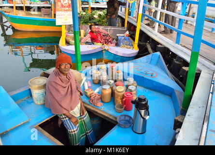 Schwimmender Markt in Kolkata Stockfoto