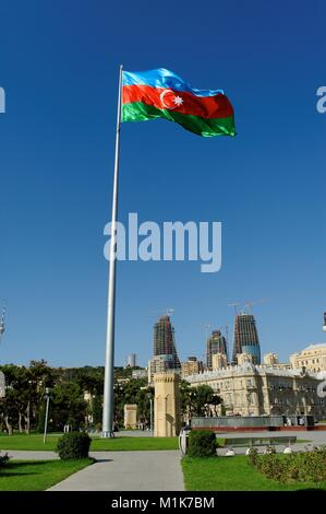 Die Nationalflagge von Aserbaidschan, Baku, Aserbaidschan 2010 Stockfoto