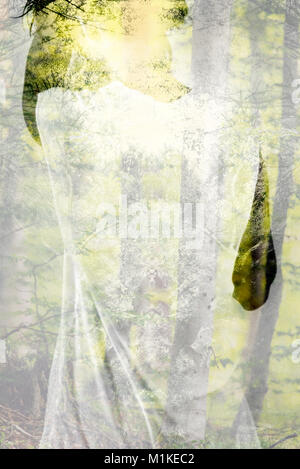 Abstract double exposured Frau Porträt und Bäume im Wald Stockfoto