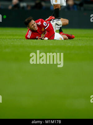 London, Großbritannien. 31. Januar 2018. Alexis Sanchez von Manchester United in der Premier League Match zwischen Tottenham Hotspur Manchester und Ungebundener im Wembley Stadion, London, UK gespielt. Credit: Headlinephoto/Alamy englische Premier und Football League Bilder nur in einem redaktionellen Kontext verwendet werden. DataCo Ltd +44 207 864 9121. Credit: Jason Mitchell/Alamy leben Nachrichten Stockfoto