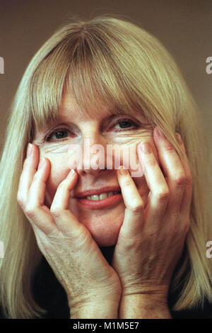 Dichter, Romanautor und kurze Geschichte & Schriftsteller Helen Dunmore dargestellt in Bristol. 21. Dezember 1999, gestorben 5. Juni 2017 Stockfoto