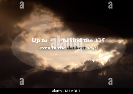 Heiliges Licht in den Himmel und unbekannte inspirational Zitat oben, abstrakte motivationalen Hintergrund Stockfoto