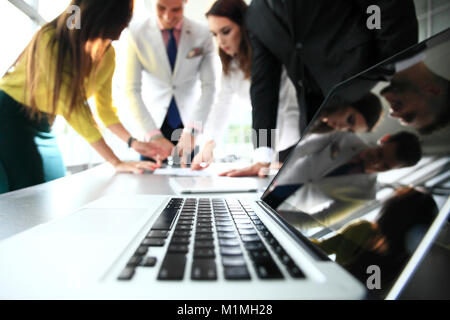 Business-Team diskutieren gemeinsam Business-Pläne Stockfoto