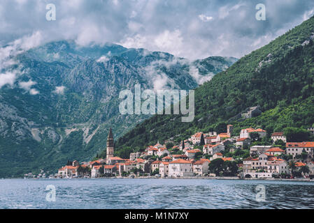 Stadt Perast an der Bucht von Kotor in Montenegro Stockfoto