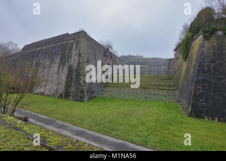 Stad Würzburg eine mittelalterliche Stadt in Westdeutschland Bayern und der innere Bereich der Festung Marienberg Stockfoto