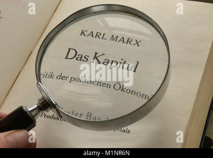 Karl Marx, Das Kapital | Verwendung weltweit Stockfoto