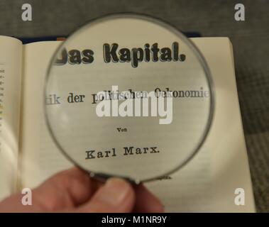 Karl Marx, Das Kapital | Verwendung weltweit Stockfoto