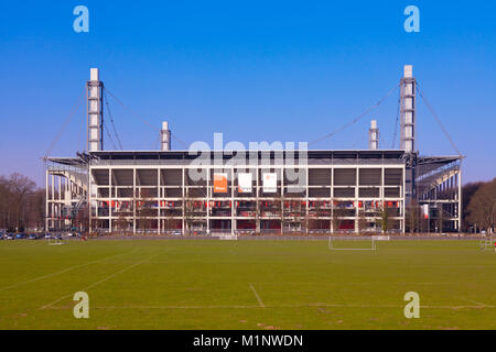 Deutschland, Köln, Rhein-Energie-Stadion, früher als Muengersdorfer Stadion bekannt. Deutschland, Koeln, das Rhein-Energie-Stadion, ehemals Muenger Stockfoto