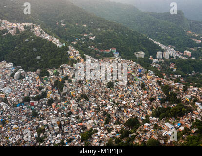 Rocinha Favela, Erhöhte Ansicht, Rio de Janeiro, Brasilien, Südamerika Stockfoto