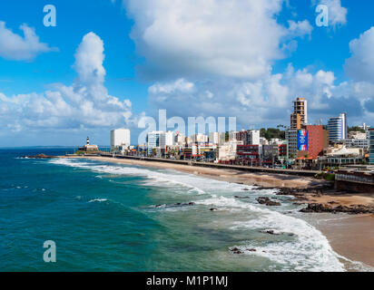 Farol da Barra Strand, Erhöhte Ansicht, Salvador, Bundesstaat Bahia, Brasilien, Südamerika Stockfoto