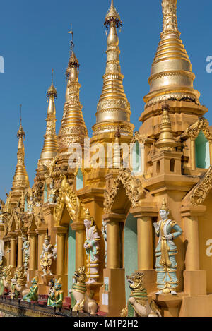 Goldene Stupas, Shwedagon Pagode, Yangon, Myanmar, Birma Stockfoto