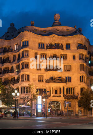Gaudís Casa Mila, Weltkulturerbe der UNESCO, Barcelona, Katalonien, Spanien, Europa Stockfoto