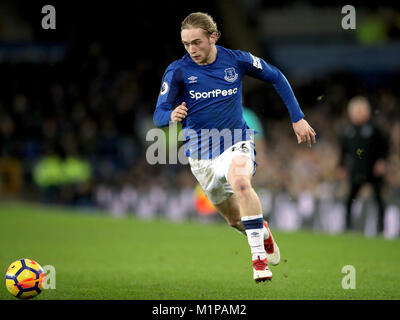 Everton ist Tom Davies während der Premier League Spiel im Goodison Park, Liverpool. Stockfoto