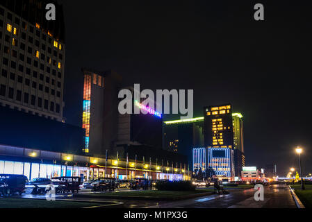 Nagaworld Casino im Zentrum von Phnom Penh City street Kambodscha bei Nacht Stockfoto