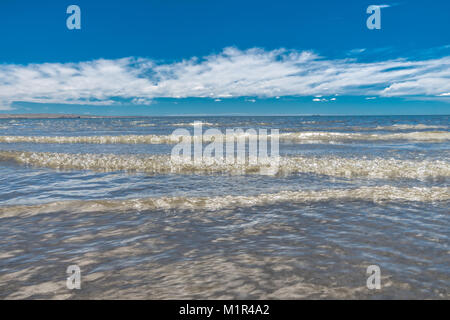 Puerto Madryn Strand, Sonne, Wellen und Sand, schönen Tag Stockfoto