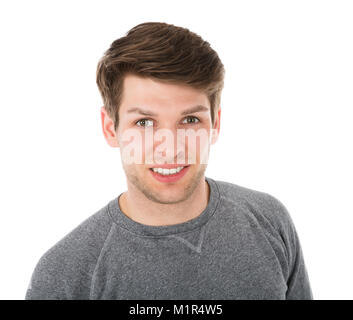 Portrait eines glücklichen jungen männlichen Studenten Stockfoto