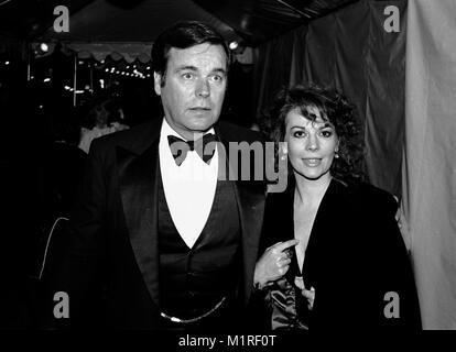 Foto *** *** *** Robert Wagner als eine Person des Interesses an der Tod von Natalie Wood *** Robert Wagner & Natalie Wood in Los Angeles 1980 © RTMcbride/MediaPunch. Stockfoto