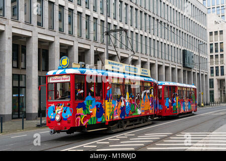 Ebbelwei-Express Straßenbahn Straßenbahn Stadtrundfahrt in Frankfurt Deutschland Stockfoto