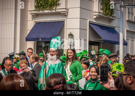 Fräulein Irland 2016 und St. Patrick. St. Patrick's Day Parade 2017 in Tokio. Stockfoto