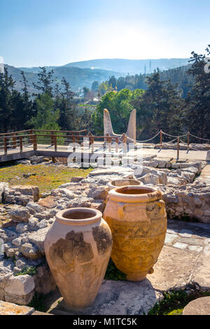 Alte Mauern von Knossos Palast in der Nähe von Heraklion, Kreta, Griechenland Stockfoto