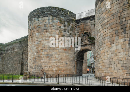 Römische Stadtmauer San Pedro Tor (18. Jahrhundert), Lugo, Region