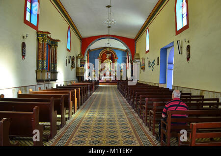 BOYACA, KOLUMBIEN - Januar 23, 2014: Das Innere der Kirche Raquira. Stockfoto