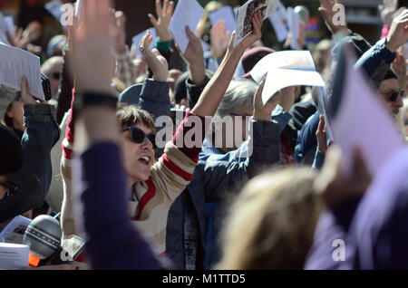 Singen am Boulder Stockfoto