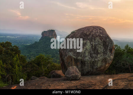 Pidurangala, Lion Rock, Sigiriya, Matale, zentrale Provinz, Sri Lanka, Asien Stockfoto