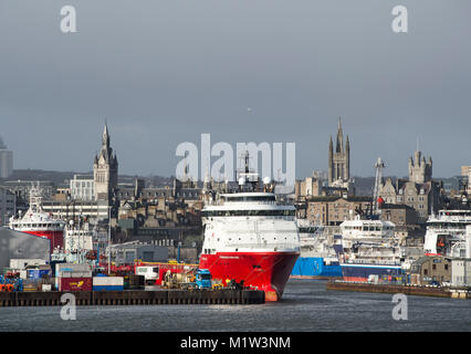 01.02.2018: Blick auf den Hafen und das Stadtzentrum von Aberdeen, Aberdeen, Schottland, UK. Stockfoto