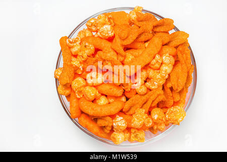 Orange Käse Blätterteig und Popcorn Snack Hintergrund Stockfoto