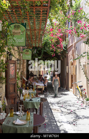 Die Pigadi Taverna, Xanthoudidou Straße, Altstadt, Rethymnon (Rethymno), Rethymno, Kreta (Kriti), Griechenland Stockfoto