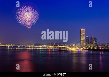 Seoul Feuerwerk Festival in 2017, eine prächtige Fireworks Extravaganza. 050 Stockfoto