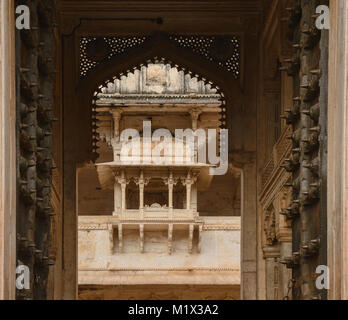 Innenraum der atmosphärischen Bundi Palace, Rajasthan, Indien ruiniert Stockfoto