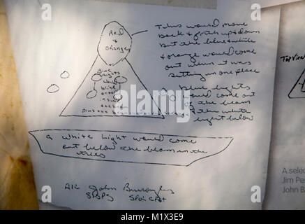 Rendlesham UFO-trail, Rendlesham Wald, Suffolk, England, UK Kopie von Zeugenaussagen John Burroughs reproduziert im UFO site Stockfoto