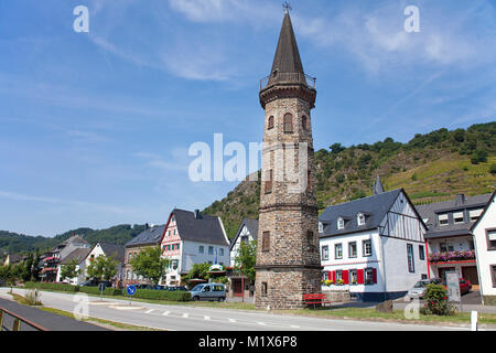 Alte Fähre Tower, Wahrzeichen der Weinort Hatzenport, Mosel, Rheinland-Pfalz, Deutschland, Europa Stockfoto