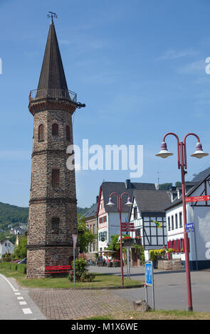 Alte Fähre Tower, Wahrzeichen der Weinort Hatzenport, Mosel, Rheinland-Pfalz, Deutschland, Europa Stockfoto