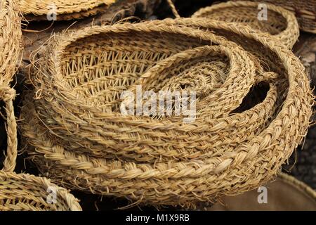 Traditionelles Handwerk hanf Körbe in Elche, Spanien Stockfoto