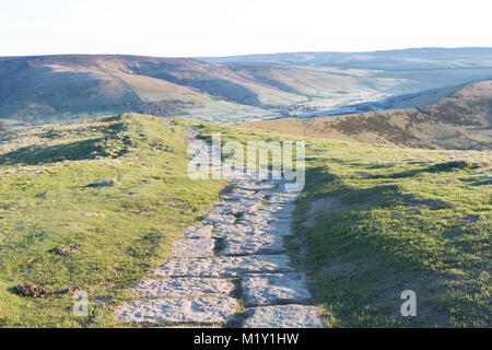 Großbritannien, Derbyshire, der Weg entlang der "Großen Ridge" von Mam Tor Stockfoto