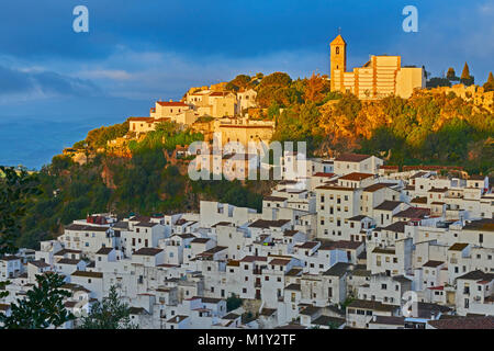 Casares, Dawn, Costa Del Sol, Provinz Malaga, Andalusien, Spanien Stockfoto