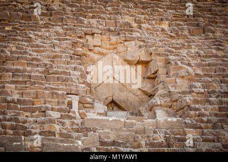 Blockiert Eingang zu einer Pyramide in Kairo Ägypten bei Tag Stockfoto