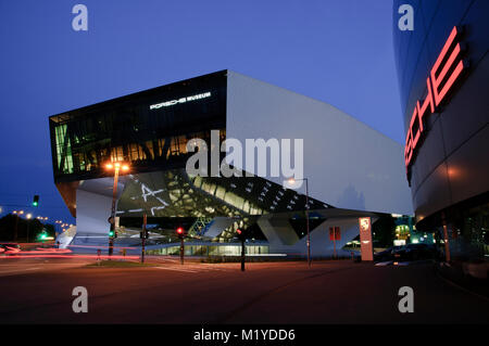 Porschemuseum, Stuttgart, Baden-Württemberg, Deutschland, Deutschland, Europa Stockfoto