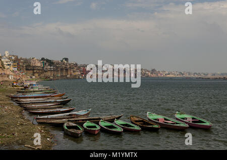 Die Ghats in Varanasi, Uttar Pradesh, Indien Stockfoto