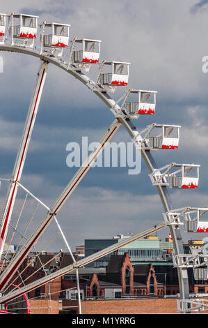 Niederlande - Rotterdam - medio April 2016: Der Blick Riesenrad. Stockfoto