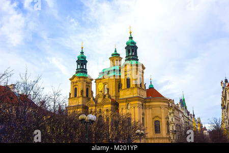 Kirche St. Nikolaus in Prag Stockfoto