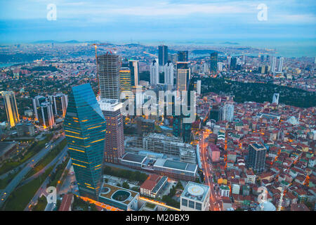 Istanbul Ansicht aus der Luft zeigt uns erstaunliche twilight Szene Stockfoto