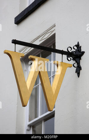 Allgemeine Ansicht von Waterstones in Chichester, West Sussex, UK. Stockfoto