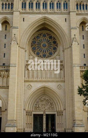 Westfassade, Washington National Cathedral, 3101 Wisconsin Avenue NW, Washington DC Stockfoto