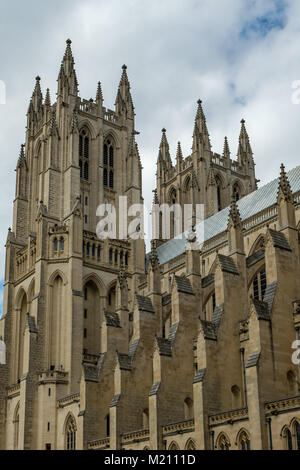 Turm von St. Paul, Washington National Cathedral, 3101 Wisconsin Avenue NW, Washington DC Stockfoto