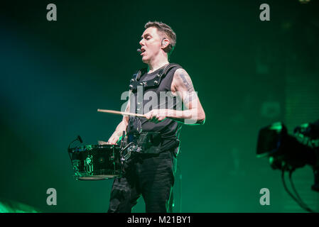Manchester, Großbritannien. 2. Februar 2018. Lead Sänger und Keyboarder Danny O'Donoghue, Lead Gitarrist Mark Sheehan und Drummer Glen macht der das Skript in der Manchester Arena 03/02/2018 durchführen Stockfoto